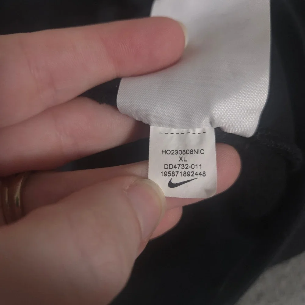 Nike Sweatshirt Men XL Black Sportswear Club 1/2 Zip Fleece Pullover Logo Pocket